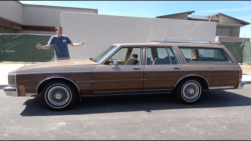 The Oldsmobile Custom Cruiser Is an Old School Family
