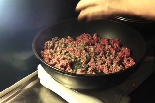 Суровый шведский повар 2 Rus ( на русском ) Regular Ordinary Swedish Meal Time Студия Слон Взрывные спагетти