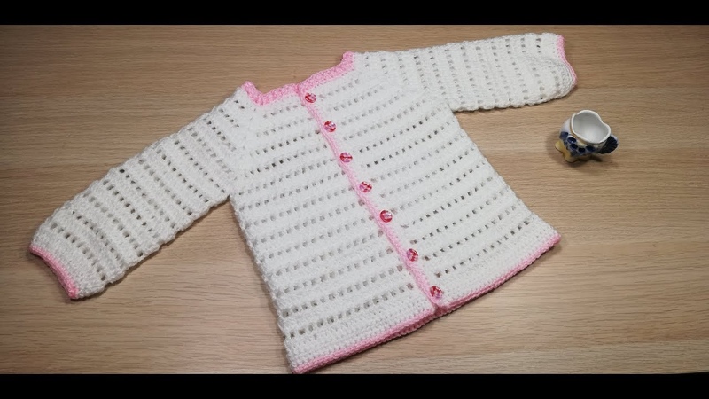 Chaquetita blanca y