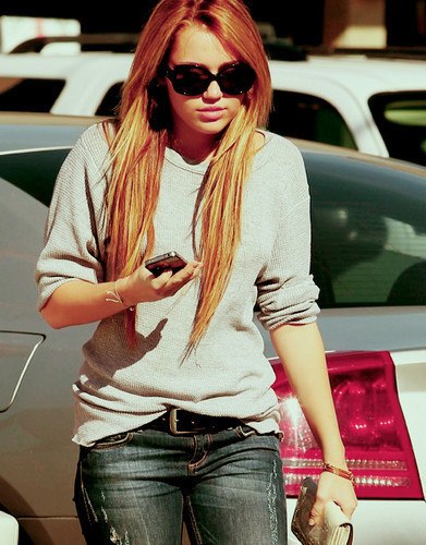 Оксана Мэриакри | Los Angeles