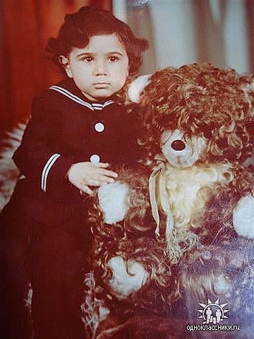 №1, Эдгар Саргсян, Ереван №1, Эдгар Саргсян, Ереван