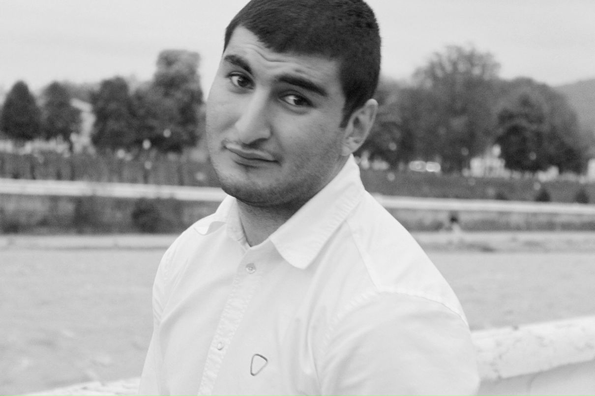 Гоша Хачатурянц | Milano