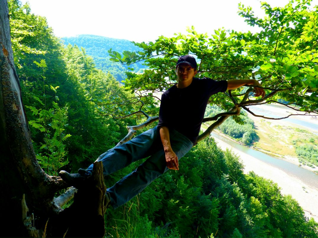 Роман Іванюк | Надворная