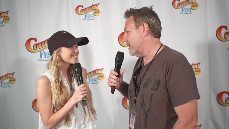 Mike Mc Kay interviews Danielle Bradbery at Country Fest