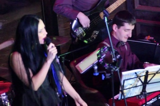 кавер-группа CosmiQ - LIVE (Bruno Mars,  Pharrell, Duffy, Shoking Blue, Jamiroquai’s cover)