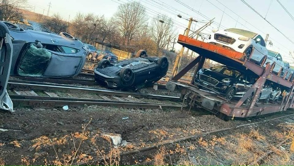 Труба угодила в кабину локомотива": как амурчанин спровоцировал аварию на 7.7 мл