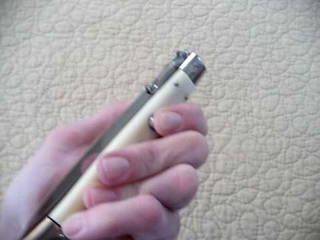 AKC Stiletto 11-Inch Swinguard, White - Dagger Blade
