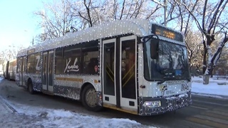 Новогодний троллейбус БКМ 321 борт 0046 по маршруту 203